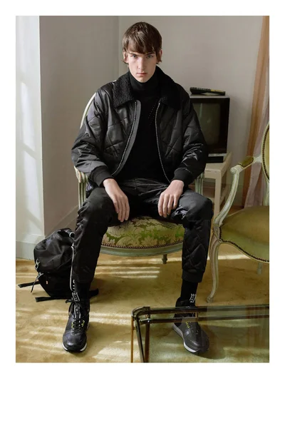 Look 30